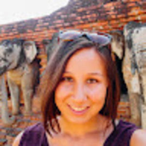 Meet your Posher, Leila